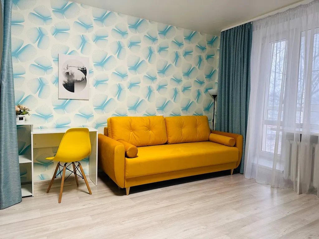 Sky красивая и светлая квартира в удобном районе — аренда посуточно в Псков