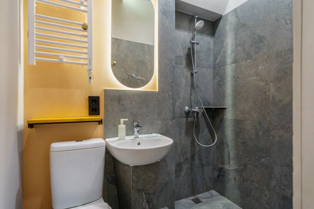 Good Night на Кузнецова 28