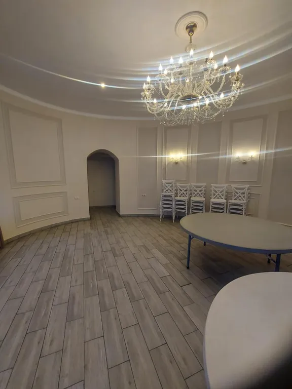 Белоснежная веранда и усадьба