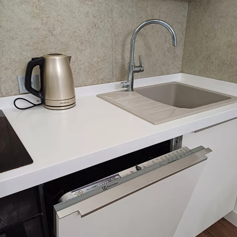 Уютная трёхкомнатная в ЖК Тerra, вблизи ТРЦ Мега