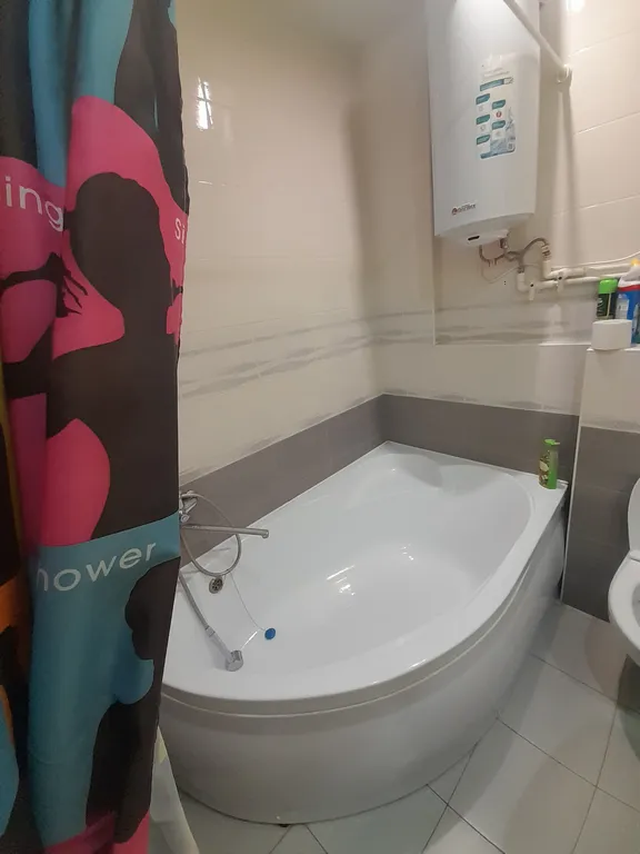 Студия в новом доме в центре