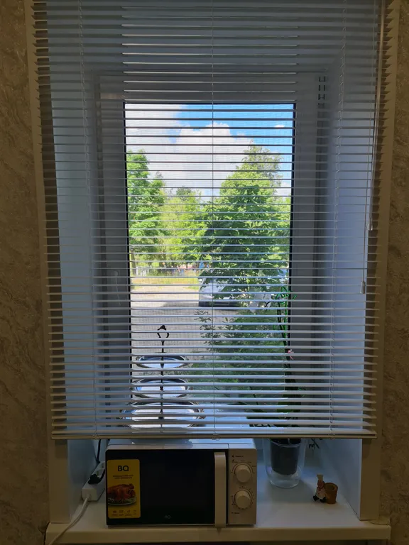 Комфортная тёплая квартира с камином возле двух стоматологий