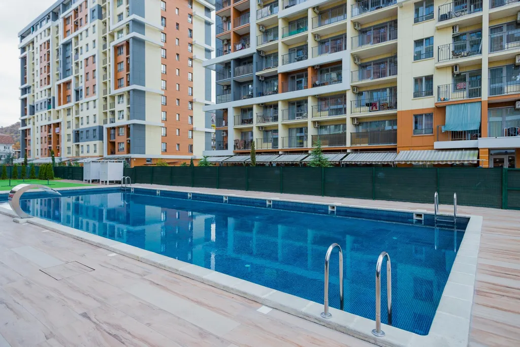 Квартира со своей террасой в 50 метрах на море