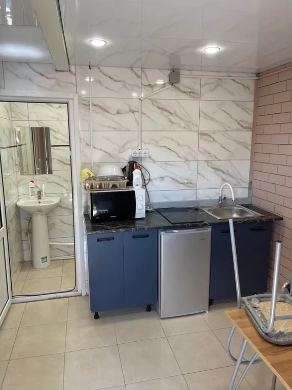 Уютный двухкомнатный домик со всеми удобствами в 100 метрах от пляжа