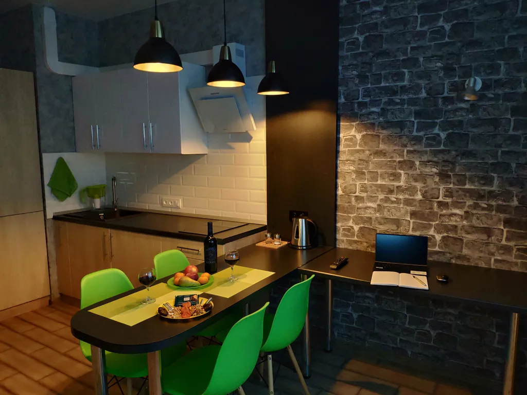 Стильная новая просторная квартира в центре с супер видом — аренда посуточно в Воронеж