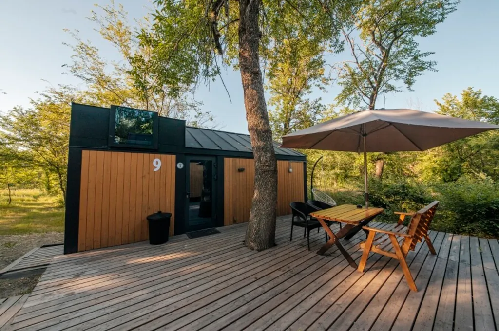 Коттедж 1-комнатный Дом — аренда посуточно в Семикаракорск