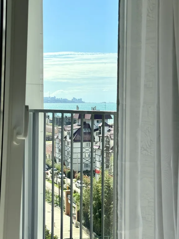 Двухкомнатная квартира с прямым видом на море