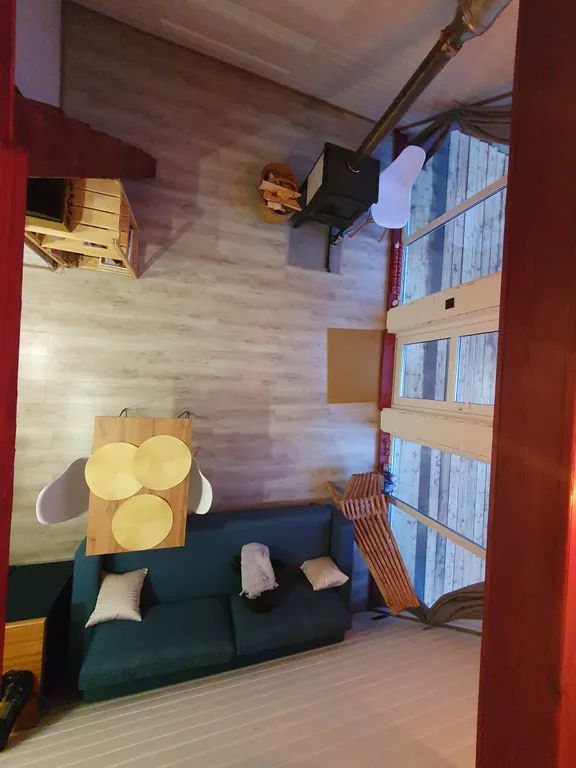 Уютный дом с видом на лес, рядом озеро, баня на территории