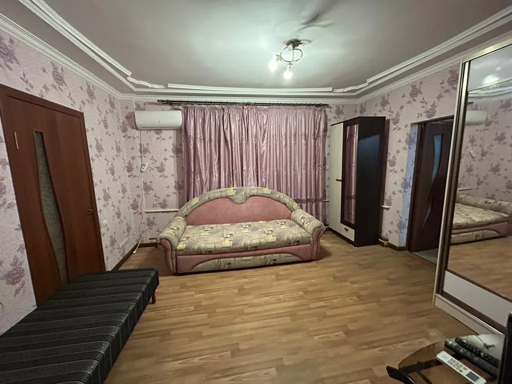 Дом с участком в центре города