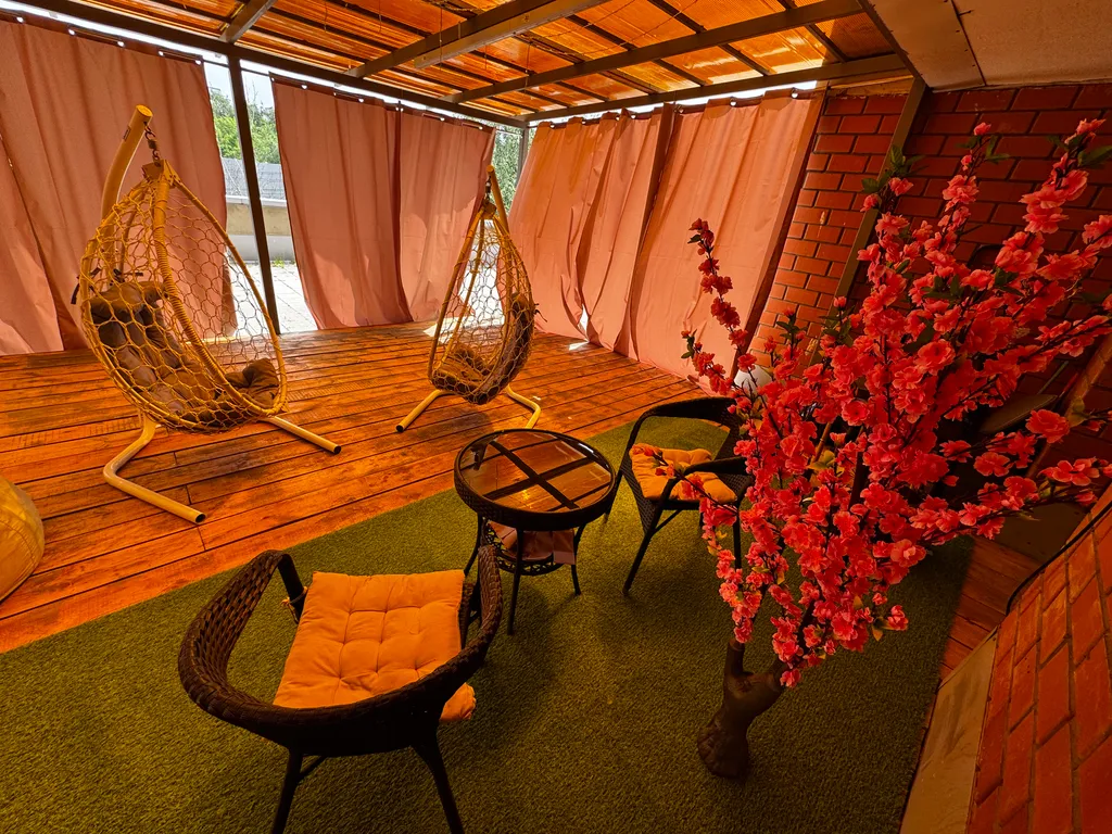 Большая квартира 3-комнатная с мансардой