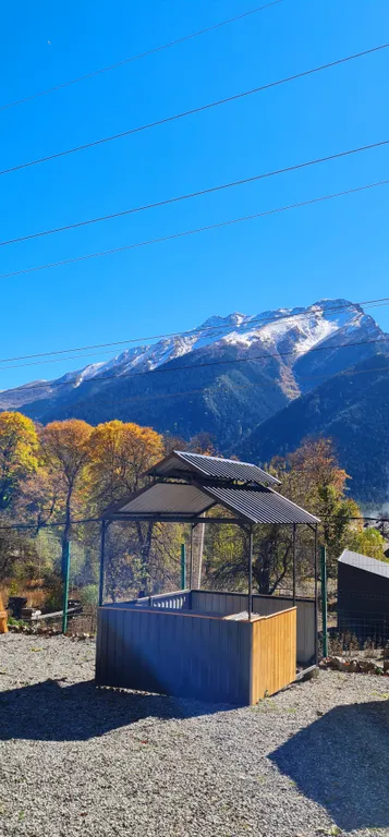 Экодомик с великолепным видом на горы