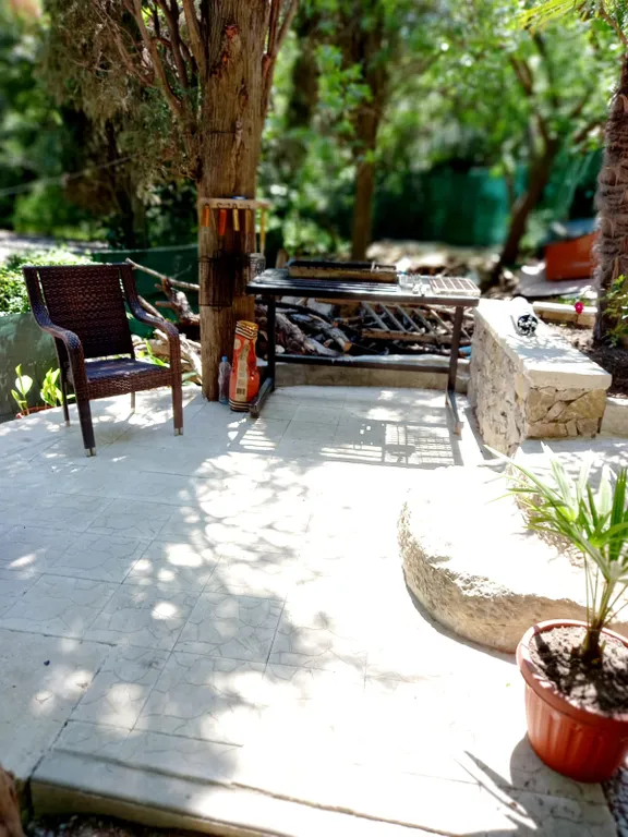 Коттедж Коттедж Уютная дача с зеленым двором и в 5 минутах ходьбы к морю — Кацивели