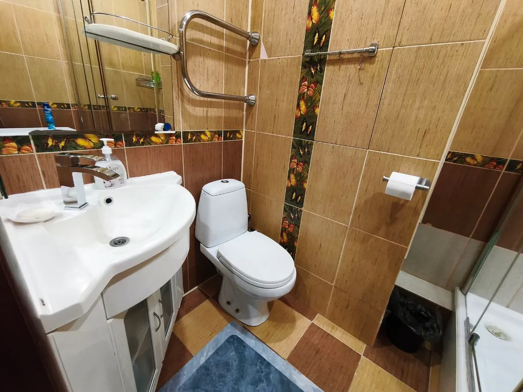 Двушка рядом с Крокусом