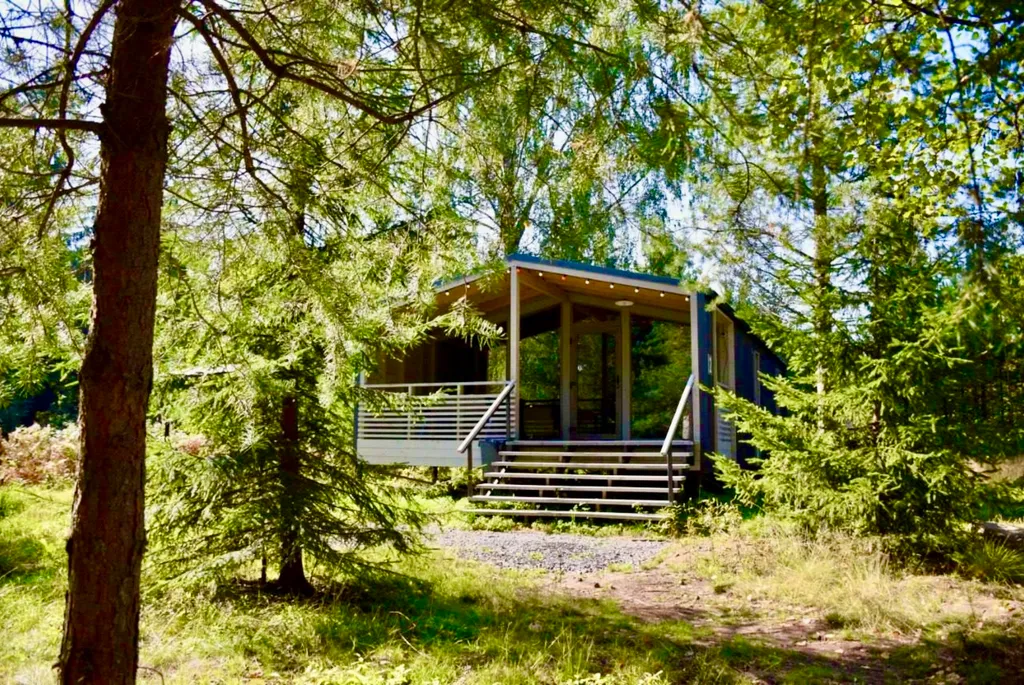 Коттедж 3-комнатный Дом — Стеклянный