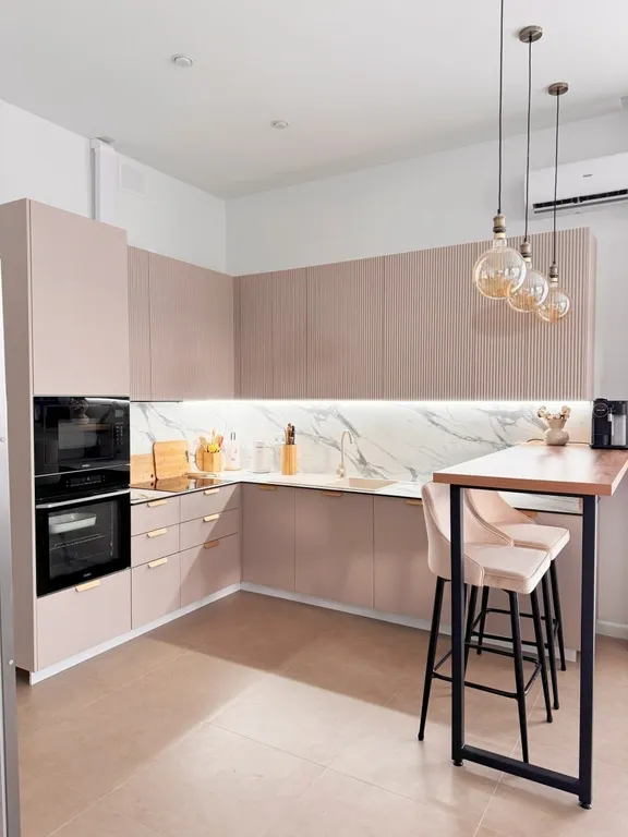 Дом с бассейном и террасой в 12 минутах от моря - House of hedonist