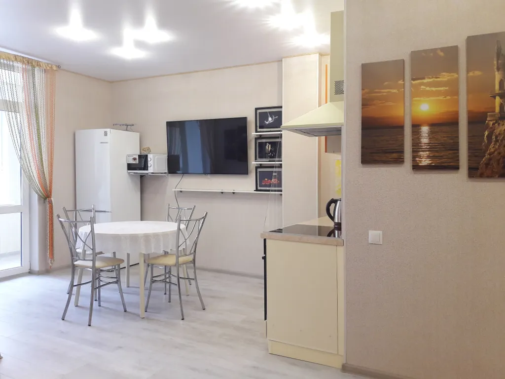 Уютная, новая, просторная квартира в пяти минутах от центра города