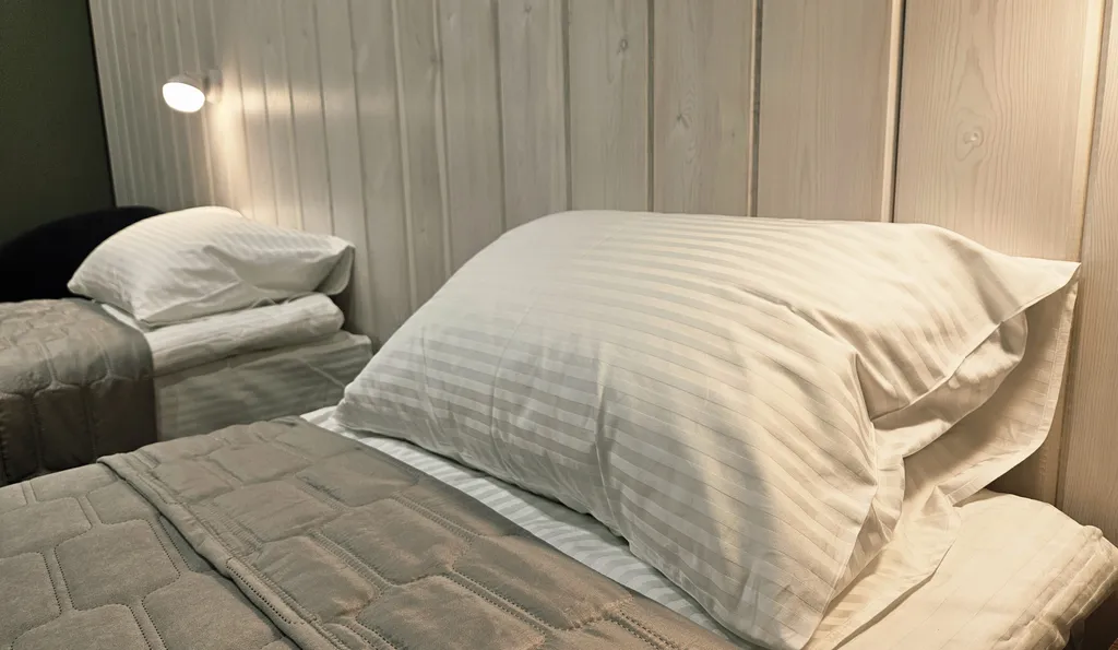 Далеко и надолго