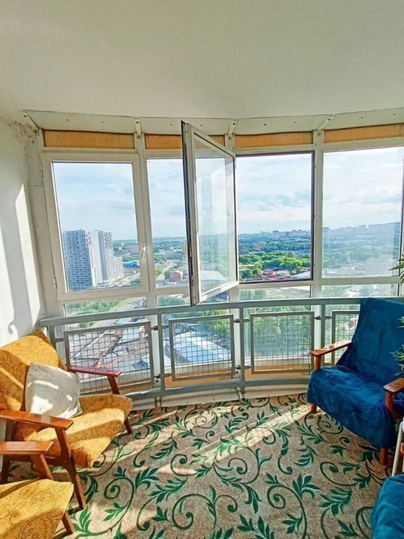 Уютнaя светлая квaртира на высоком 21 этаже