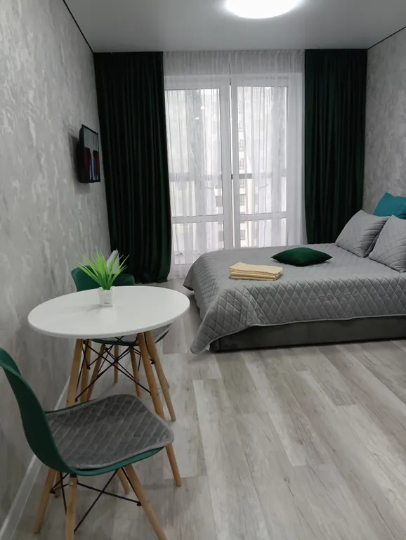 Новая, красивая студия с балконом в ЖК Зеландия