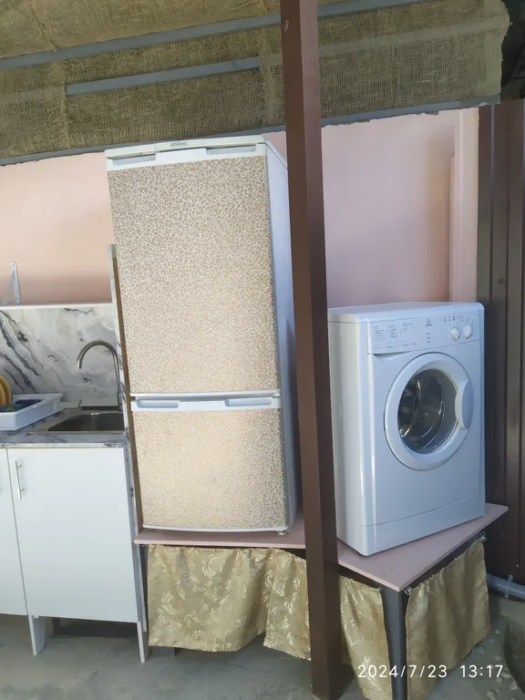 Квартира Комната с отдельным входом в частном доме — Рапица