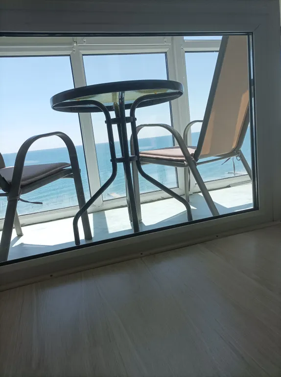 Уютная светлая квартира с панорамным видом на море — аренда посуточно в Приморский