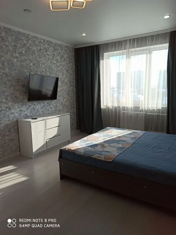 Однокомнатная элитная квaртиpа