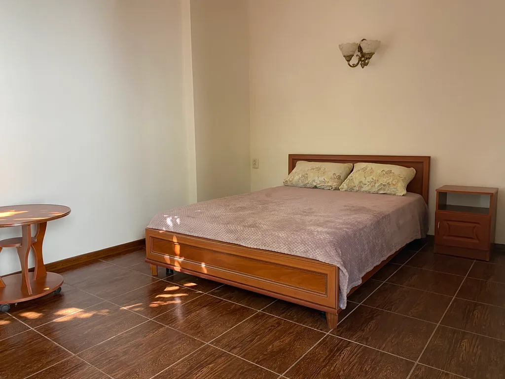 Коттедж Дом 2х местный номер № 3 — аренда посуточно в Оленевка