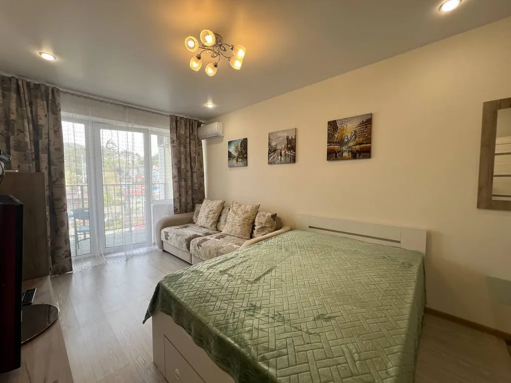 Квартира Апартамент с просторной спальней и выделенной кухонной зоной — аренда посуточно в Дагомыс