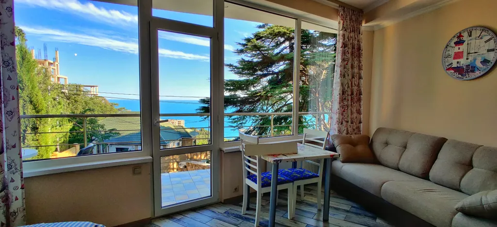 Квартира Апартаменты студия с видом на море 201 — аренда посуточно в Гаспра