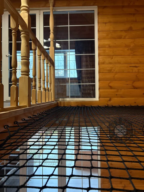 Дом с сауной и тёплым бассейном у пруда