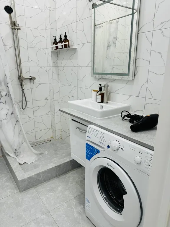 Уютная квартира у реки и моря в солнечном Небуге