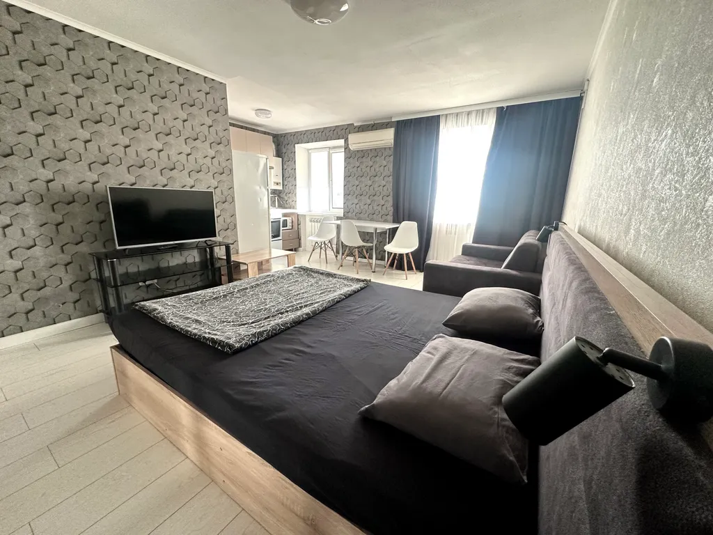 1-комнатная Квартира — аренда посуточно в Шахты