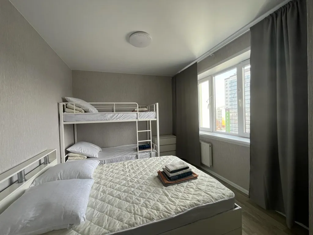 Современные апартаменты рядом с МНТК имени Федорова и стадионом Заря