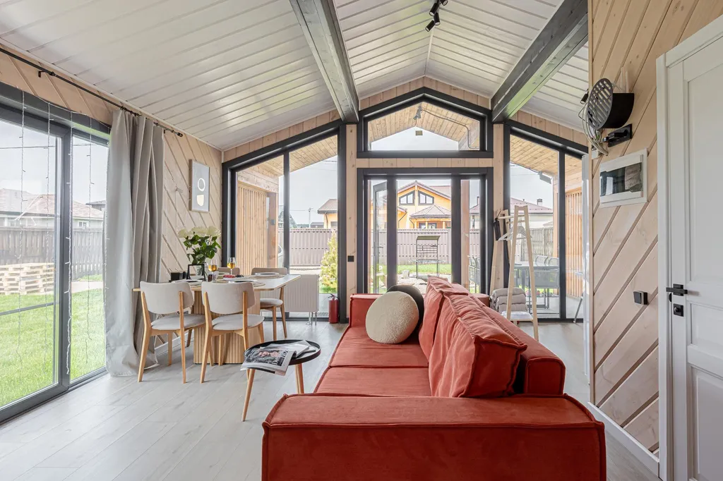 Коттедж Панорамный дом среди зимнего леса рядом с озером — Семеновское