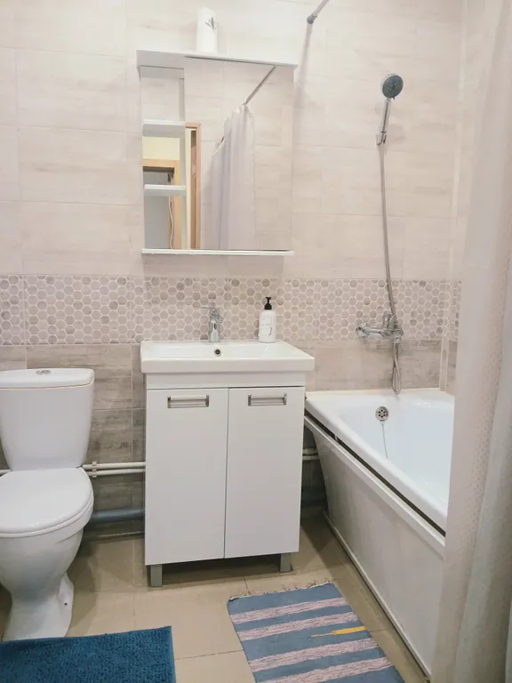 Придача, вату. Дамба, центр левого берега