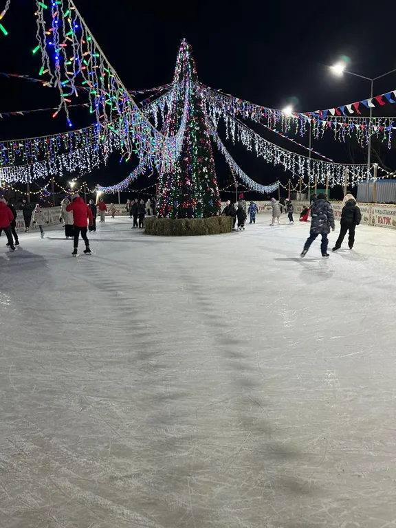 Уютный домик рядом с речкой