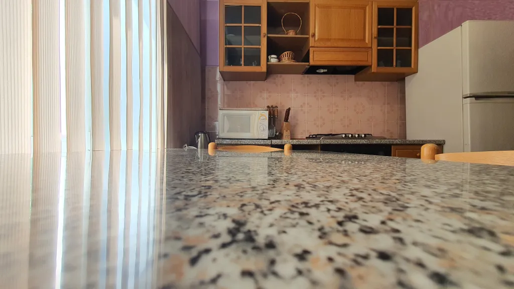 Просторная трехкомнатная квартира в центре