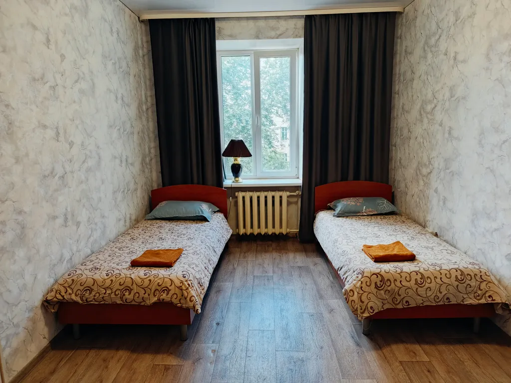 Двухкомнатная квартира рядом с Аквапарком и больницей