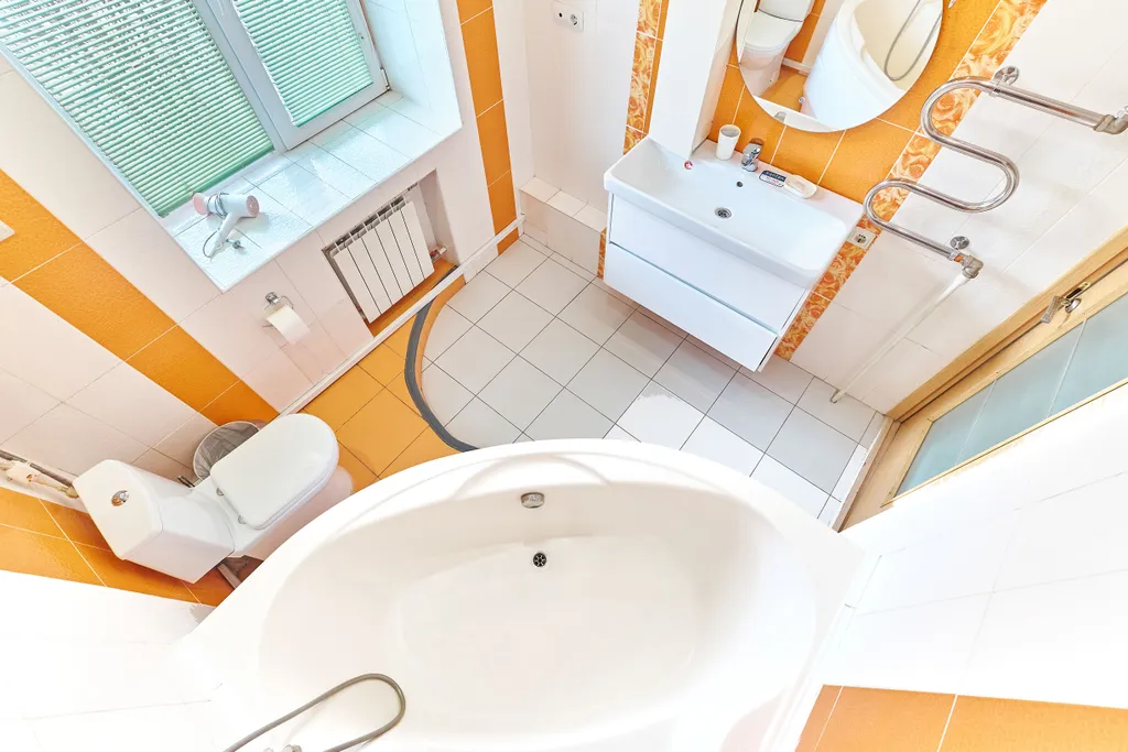 Студия с большой ванной в тихом районе у центра