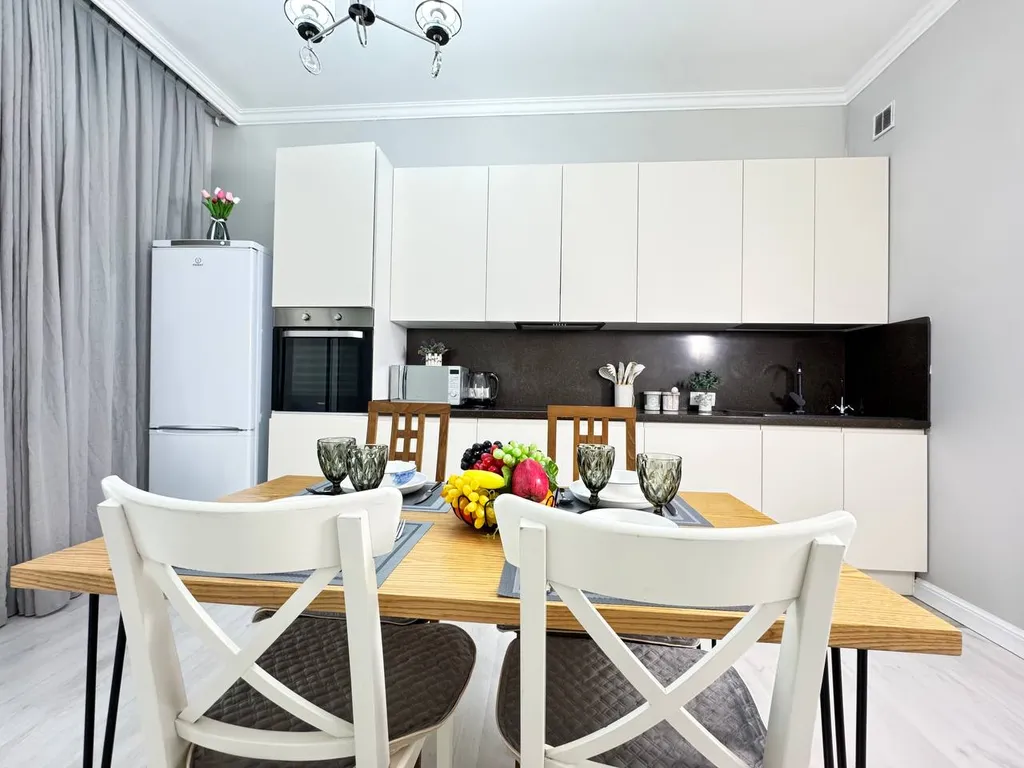 2-комнатная в жк 4you, рядом с тц Mega