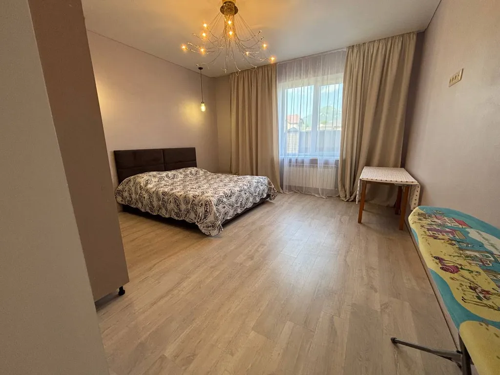 Коттедж Новый дом с видом на горы — Винсады