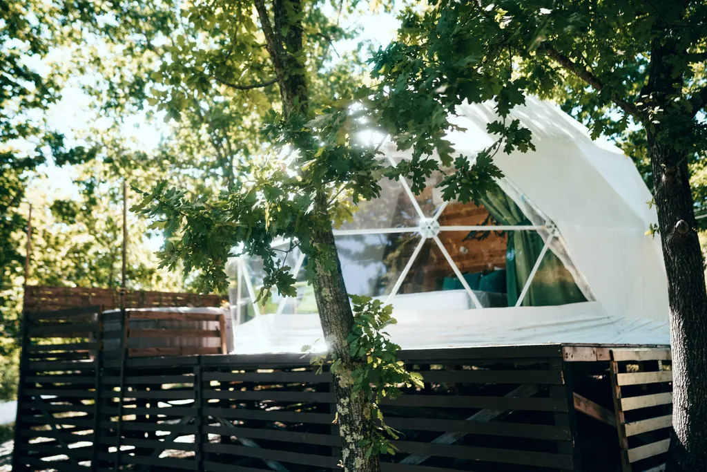 Семейный отдых в Куполе Делюкс: панорамная терраса и SPA бассейн