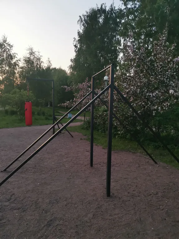 Уютная квартира у озера в черте города