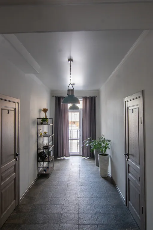 Уютная комната для двоих с двуспальной кроватью