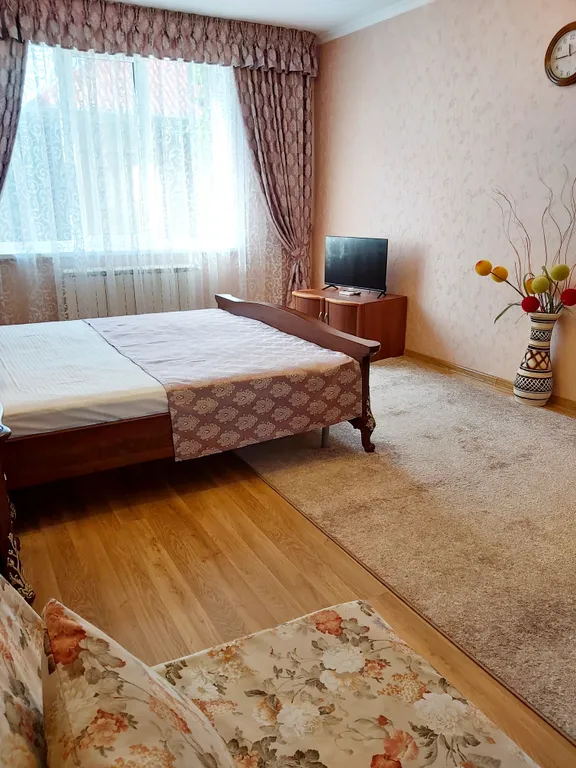 Квартира Квартира 2х комнатные апар-ты с кухней в центре Анапы — Анапа