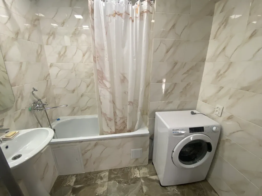 2-комнатная квартира с отличным ремонтом