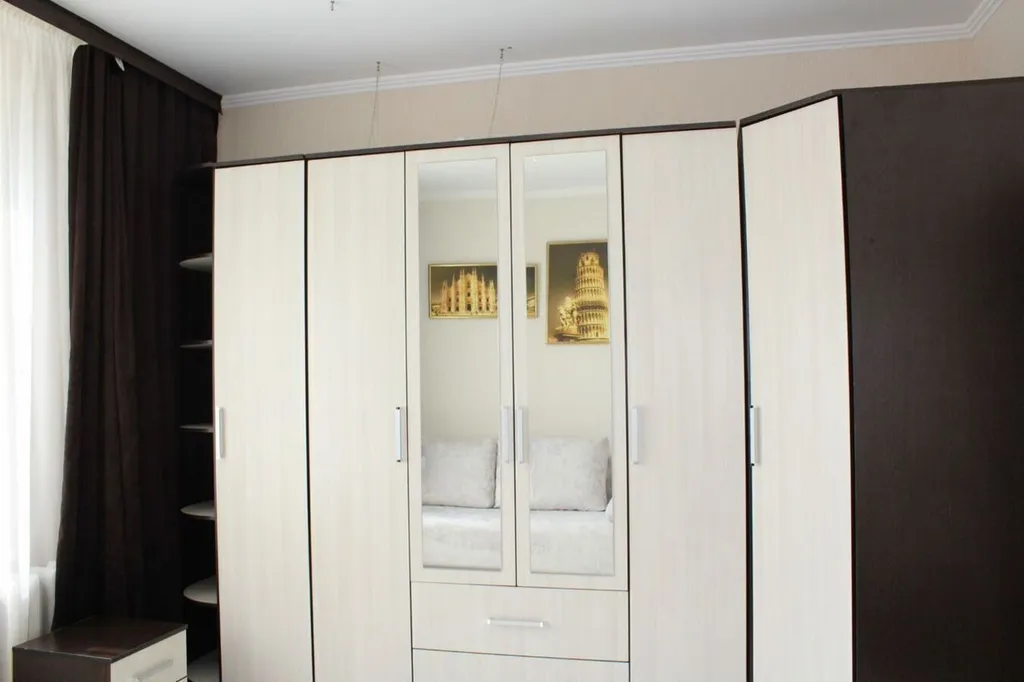 Уютнaя двухкомнaтная квартирa на пeрвом этaжe