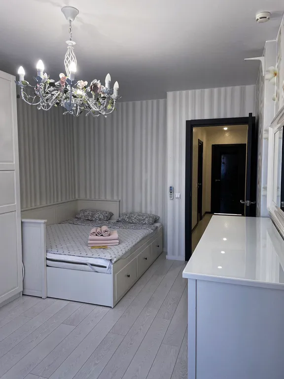 Трехкомнатная квартира на Парнасе