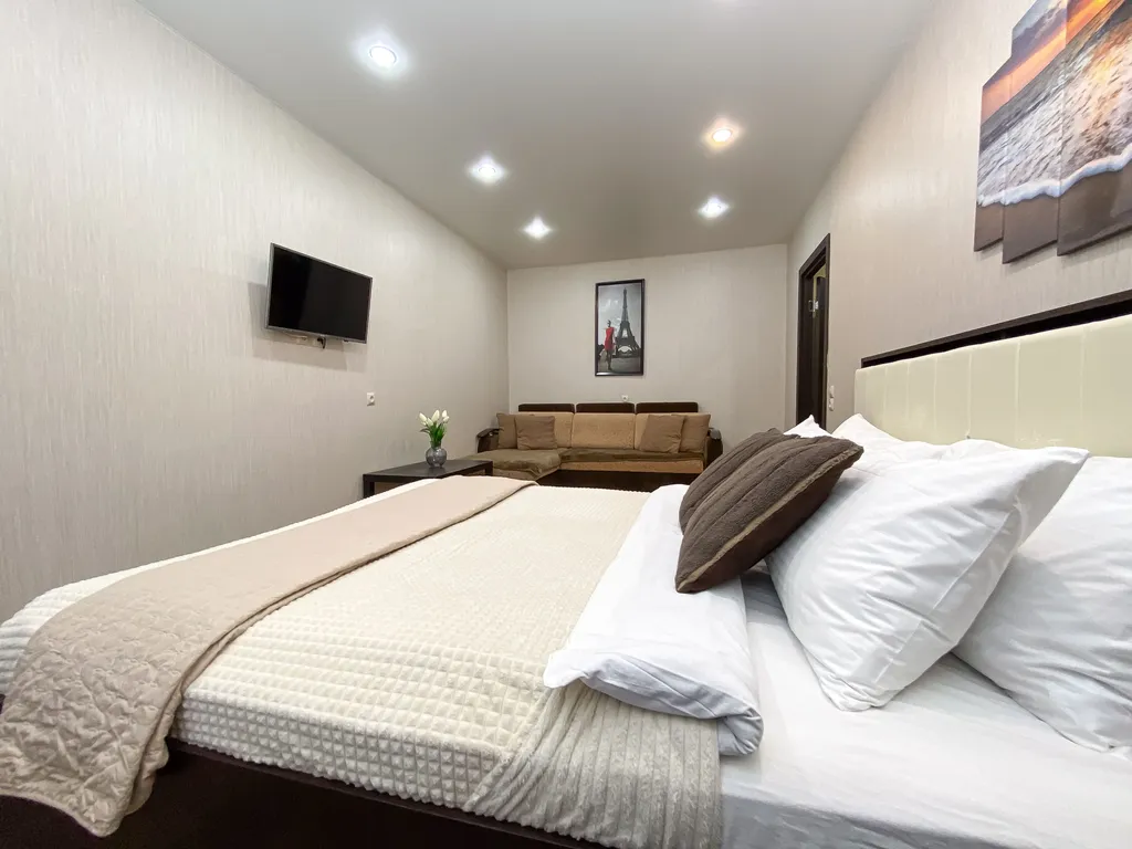 Уютная квартира у кинотеатра Луна