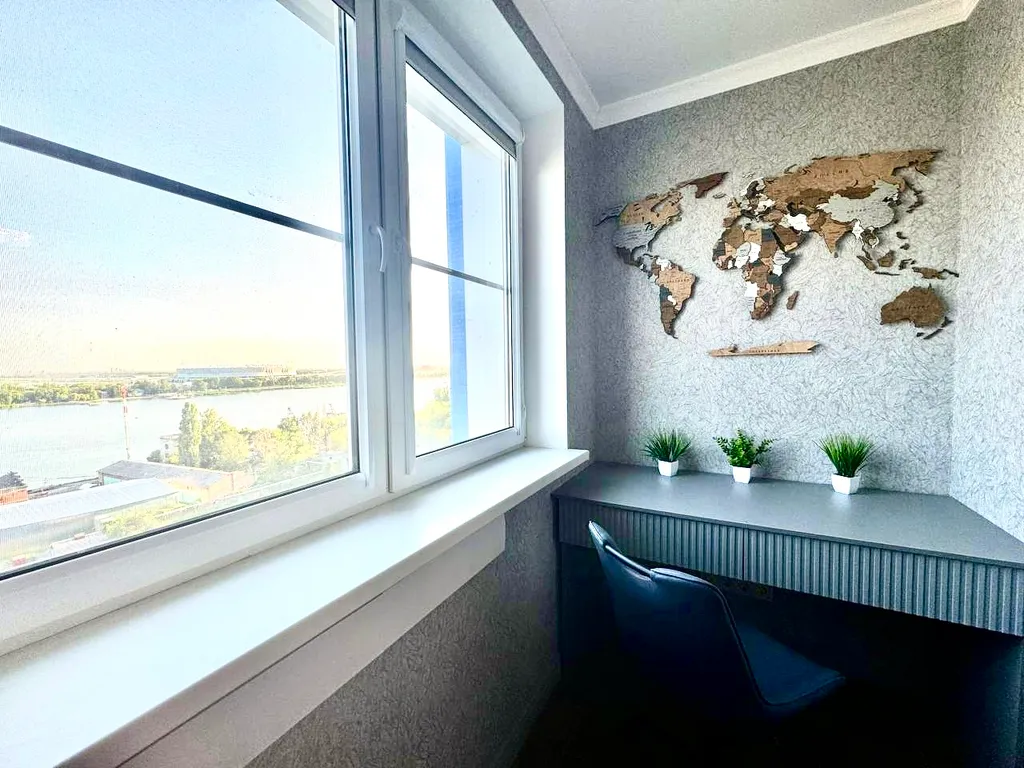 Новая квартира в самом центре на набережной